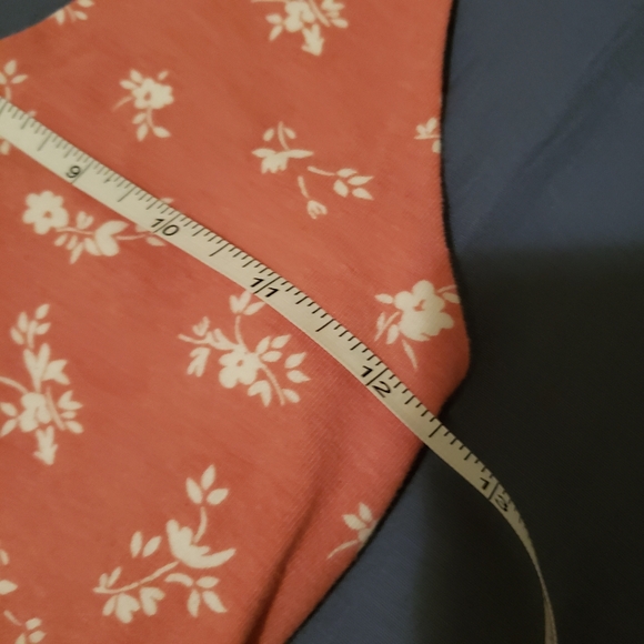 Hollister Size M Pink Floral Tie-Up Cropped Halter Top - Picture 4 of 6